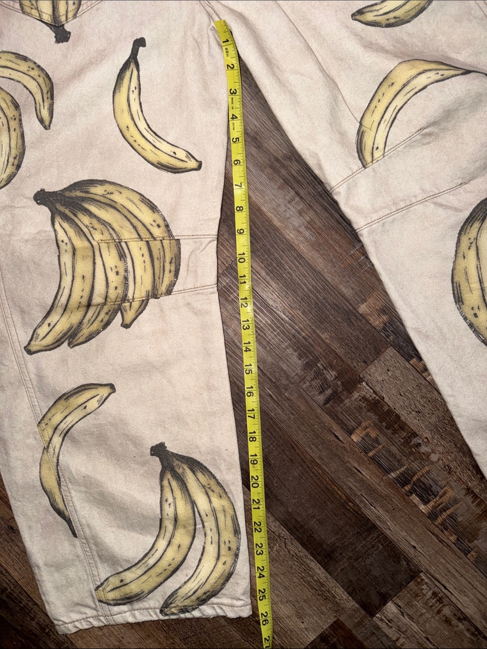 NWT We The Free Cream Denim Barrel Jeans with Yellow Banana Print - Picture 4 of 5